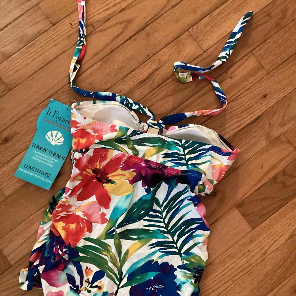 NWT “IT FIGURES” TUMMY THINNING RUCHED SIDES VIBRANT TROPICAL TANKINI - Picture 5 of 11